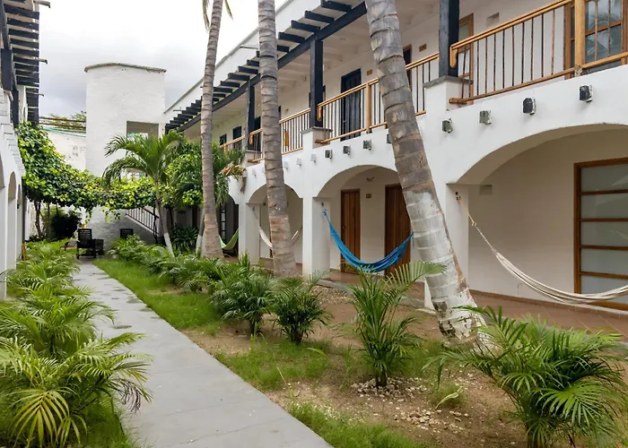 Hotel Sansiraka Suites By Geh Suites